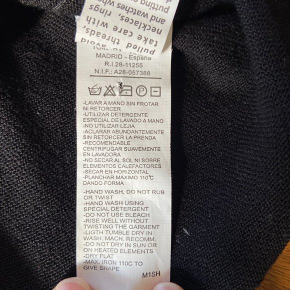 Sequin 2 piece top from Spain - Picture 10 of 11